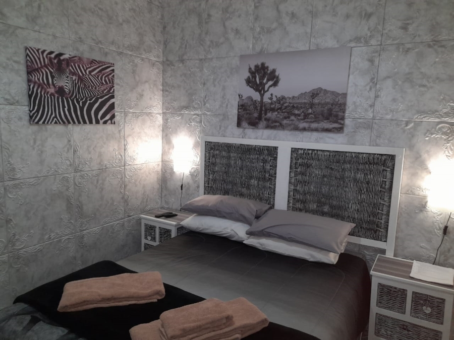 6 Bedroom Property for Sale in Parys Free State